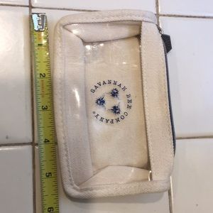 Savannah bee co card holder in good condition